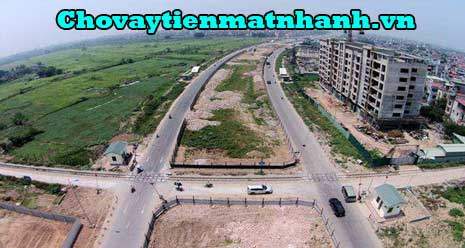 Vay tiền mua đất lãi 700 triệu một năm