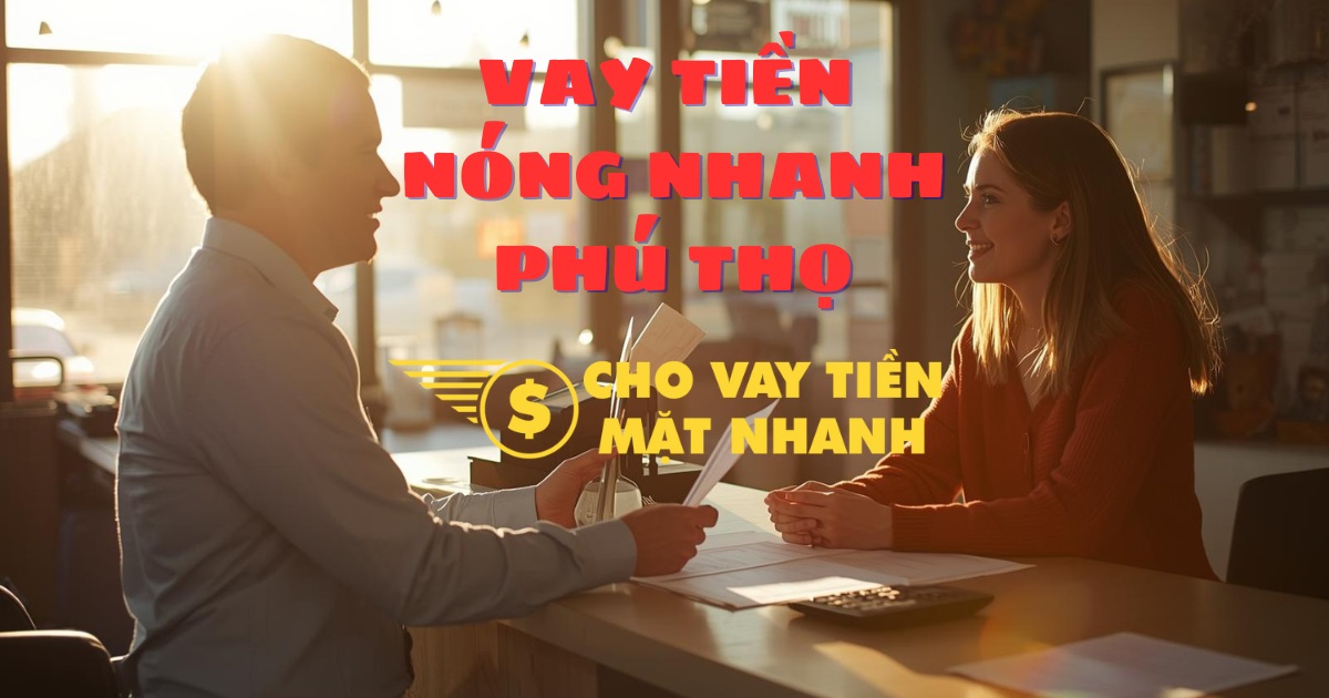 Nhân viên tư vấn gói vay tiền nhanh cho khách hàng tại Phú Thọ, cung cấp giải pháp vay tiền Phú Thọ cấp tốc, rõ ràng.