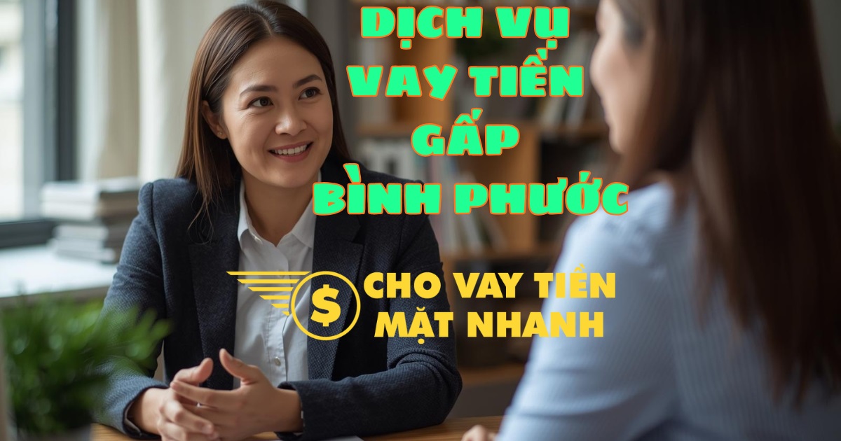Nhân viên tư vấn gói vay phù hợp với tình hình tài chính của khách hàng tại Bình Phước, dịch vụ vay tiền Bình Phước an toàn, cá nhân hóa.